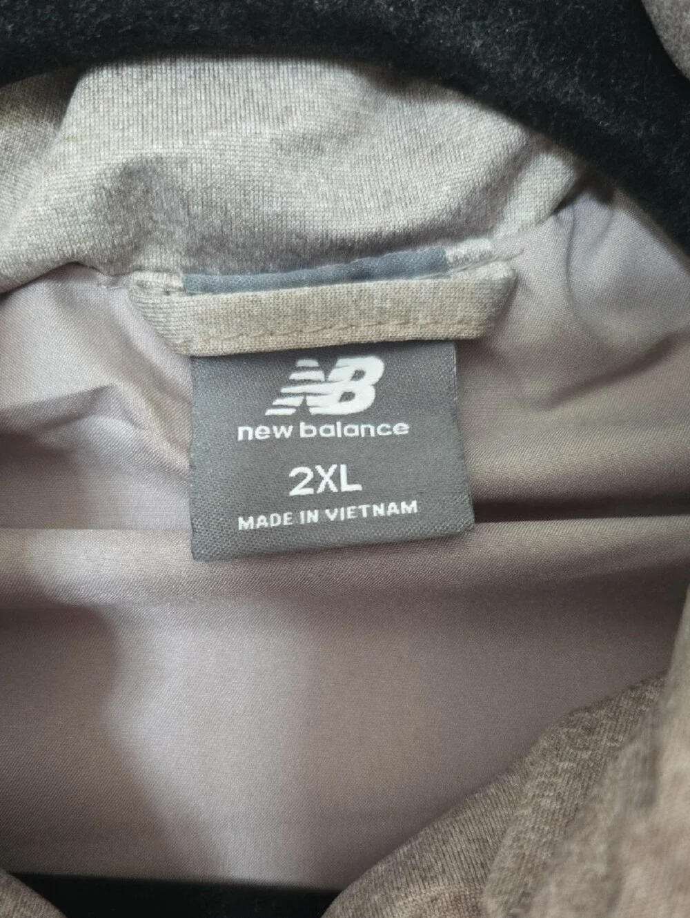 New Balance Men's Light Gray Quilted Vest